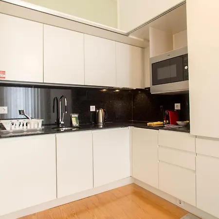 Aliados Downtown By Hosts Appartamento