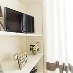 Aliados Downtown By Hosts Apartment Porto